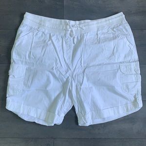 NWOT-Women’s Within White Cargo Shorts